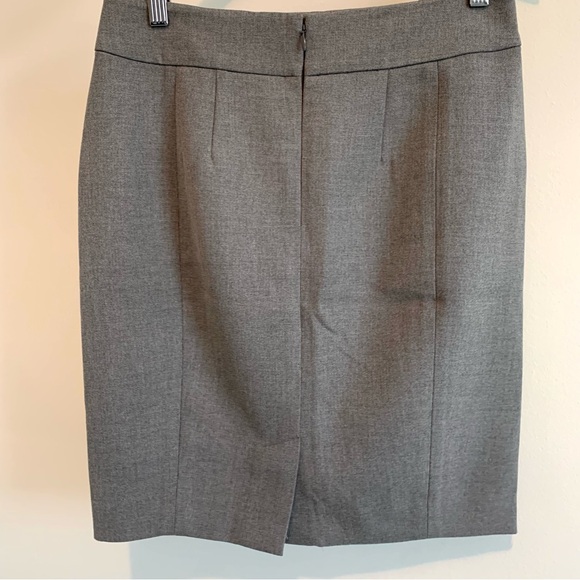 LOFT Gray Pencil mini Skirt Size 6 Petite - Picture 4 of 7